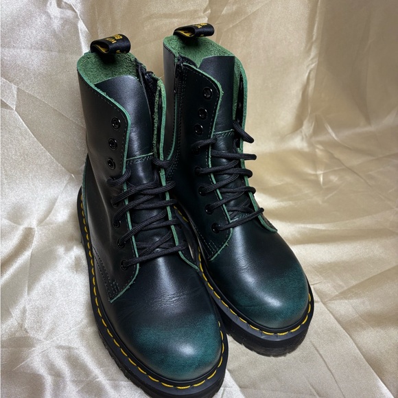 Dr. Martens Jadon black/teal leather platform boots in Vintage Green - Picture 3 of 7
